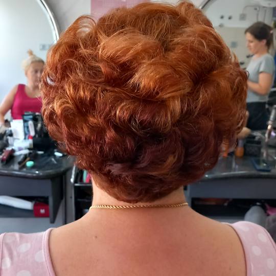 Snježana #sarajevo Feniranje i stilizovanje Feniranje - kratka kosa