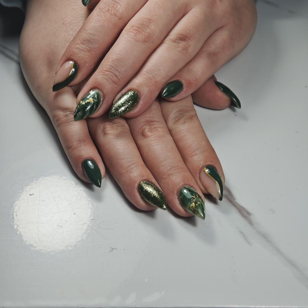 Beauty by Šmizla #sarajevo Ojačavanje noktiju Ojačavanje prirodnih noktiju gelom - M dužina