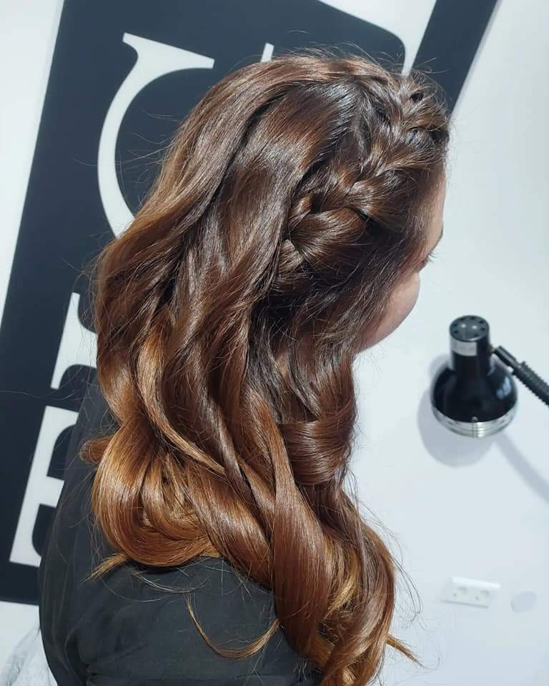 Svečana frizura jednostavna - kratka kosa - Frisco, Sarajevo Svečane i frizure za svadbu Frizerski saloni Svečane i frizure za svadbu, Sarajevo, Centar - Stari Grad