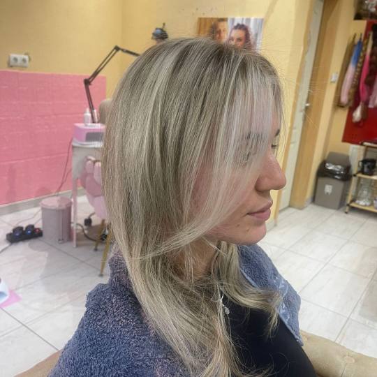 Poezija ljepote #sarajevo Pramenovi pramenovi sisanne preliv - kosa srednje dužine