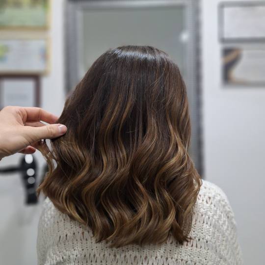 Studio S #banjaluka Feniranje i stilizovanje Feniranje na talase - kratka kosa