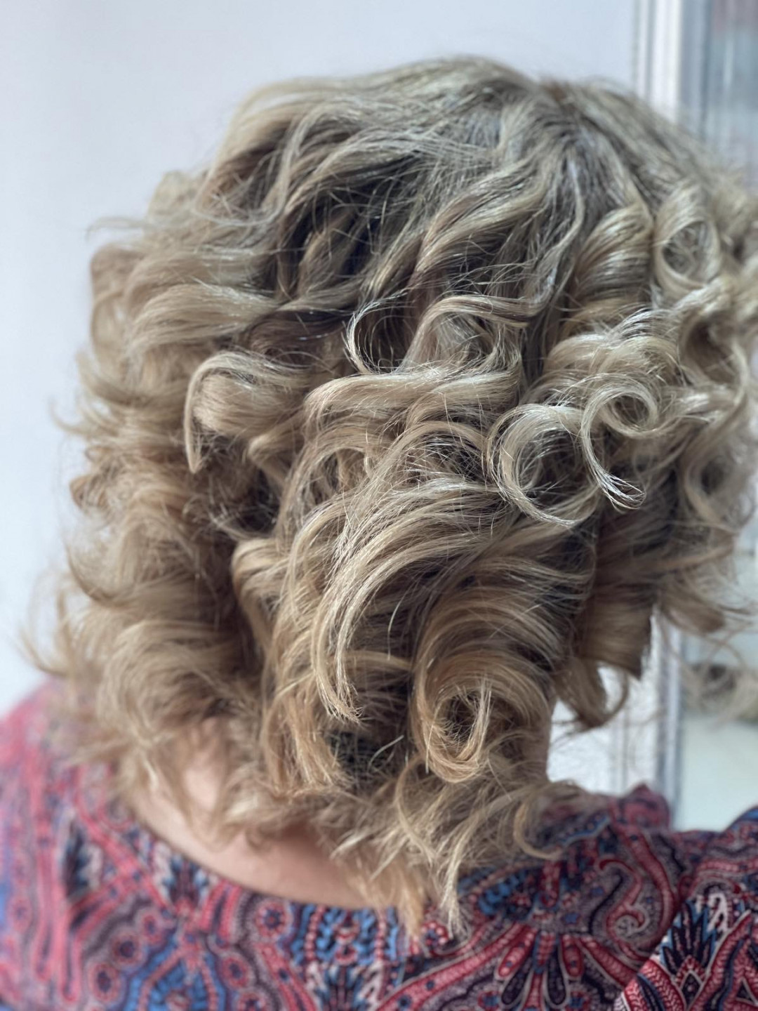 Pramenovi na foliju - kosa srednje dužine - Frisco, Sarajevo Pramenovi Frizerski saloni Pramenovi, Sarajevo, Centar - Stari Grad