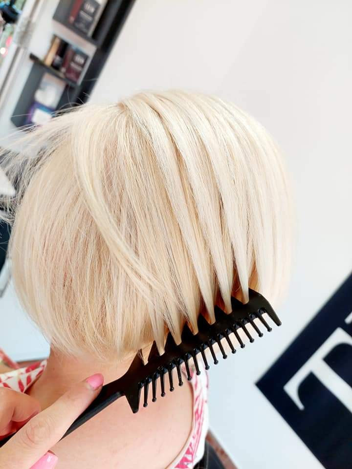 Pramenovi na foliju - kosa srednje dužine - Frisco, Sarajevo Pramenovi Frizerski saloni Pramenovi, Sarajevo, Centar - Stari Grad