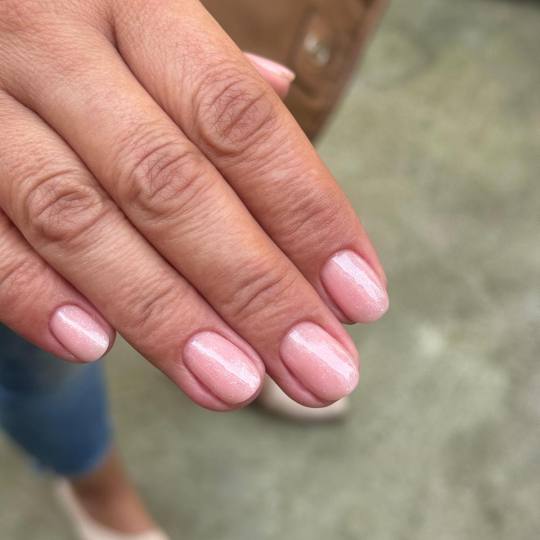 Lovely Em salon & head spa #sarajevo Ojačavanje noktiju Trajni lak/gel/rubber baza - S dužina