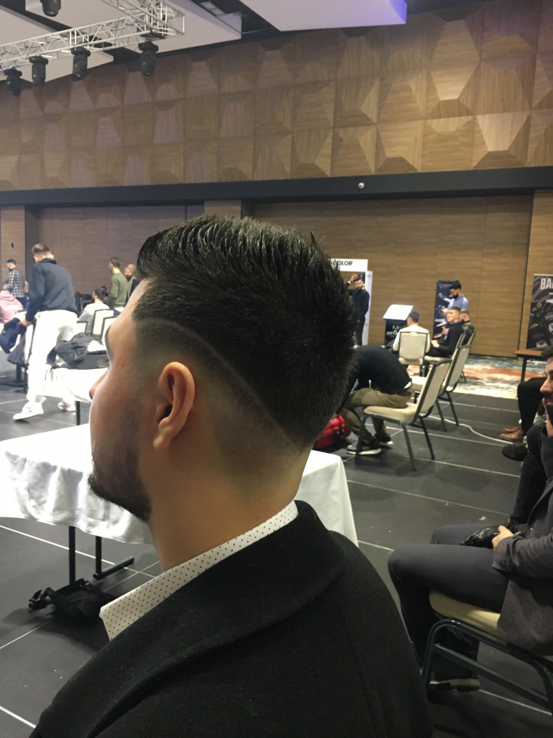 Muško šišanje - klasično - Frisco, Sarajevo Muško šišanje Muški frizeri Muško šišanje, Sarajevo, Centar - Stari Grad