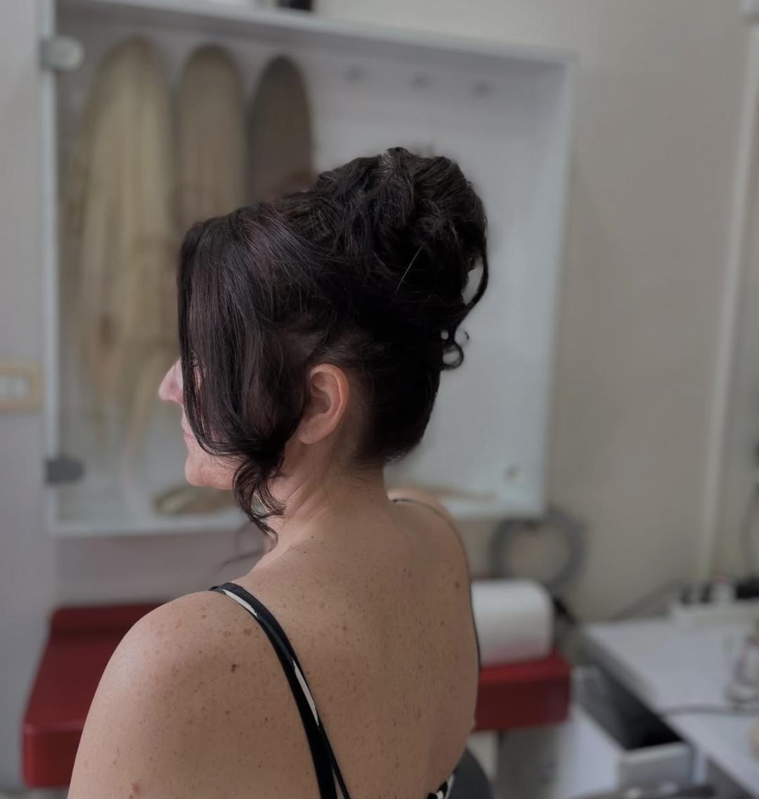 Svečana frizura - složena punđa - Sanja, Banja Luka Svečane i frizure za svadbu Frizerski saloni Svečane i frizure za svadbu, Banja Luka, Centar