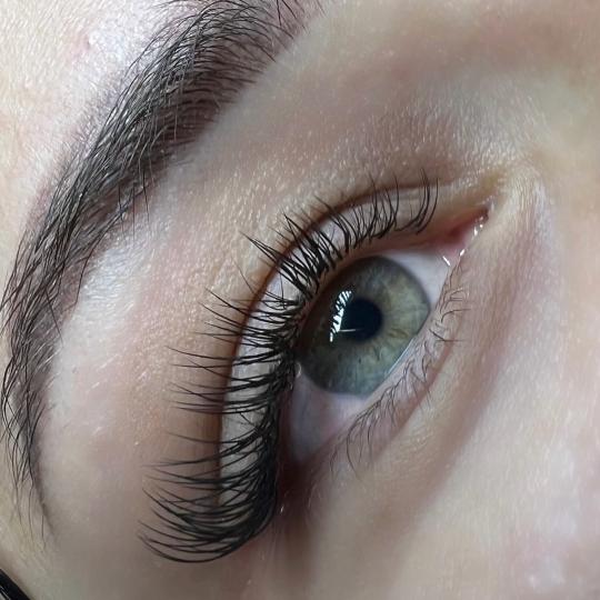 Prestige Beauty salon #sarajevo Nadogradnja trepavica Nadogradnja trepavica - 1 na 1