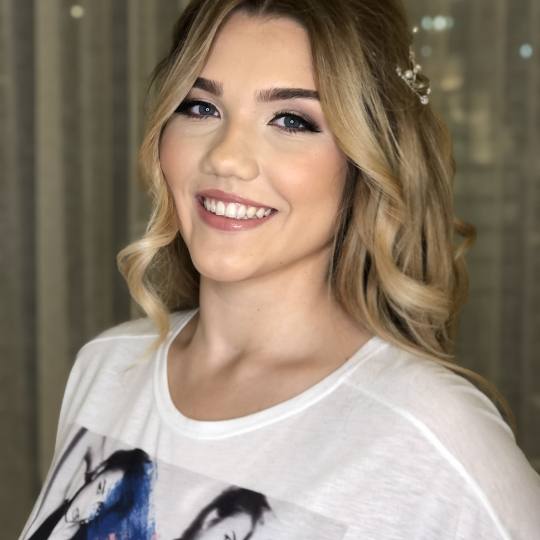 La Crème Beauty Studio #sarajevo Make-up / šminkanje Profesionalno šminkanje - svečana šminka (