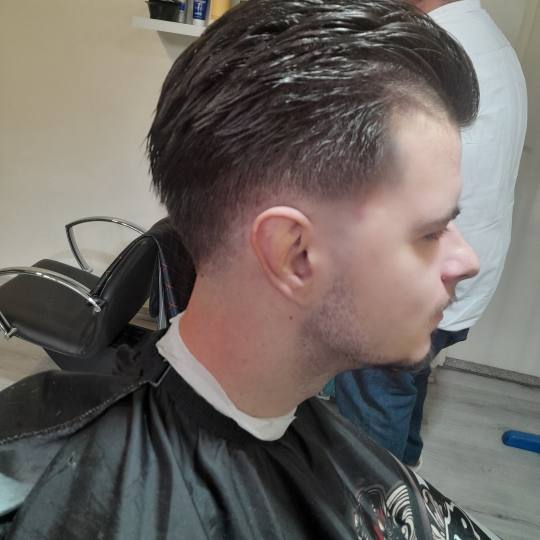Adi #sarajevo Muško šišanje Muško šišanje