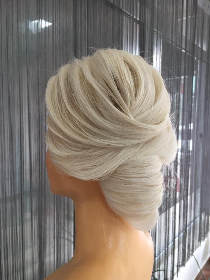 Svečana frizura složena - kratka kosa - Frisco, Sarajevo Svečane i frizure za svadbu Frizerski saloni Svečane i frizure za svadbu, Sarajevo, Centar - Stari Grad