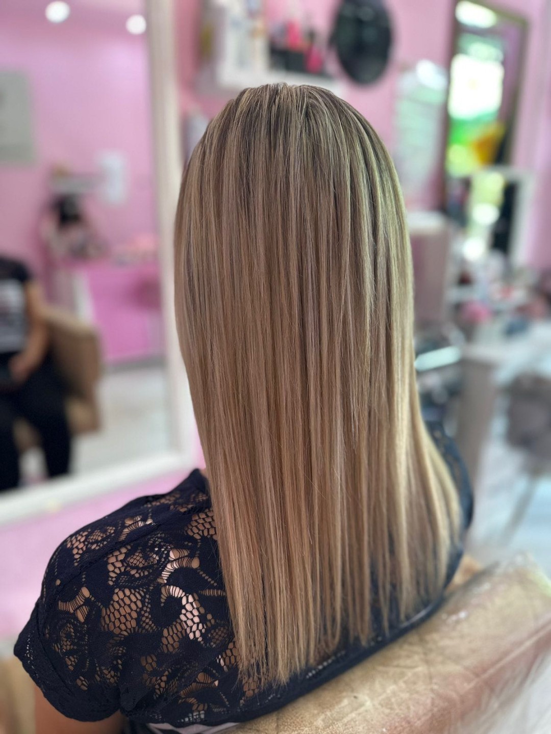 Poezija ljepote #sarajevo Pramenovi pramenovi sisanne preliv - kosa srednje dužine