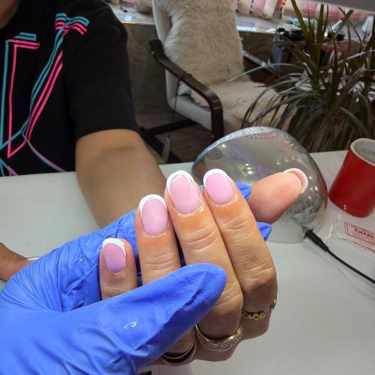 Ella #modrica Ojačavanje noktiju Rubber baza - geliranje bez turpijanja