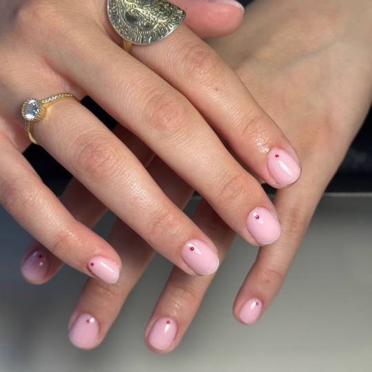 Lily Nails #sarajevo Gel lak Ojačavanje prirodnih noktiju gelom - ruke
