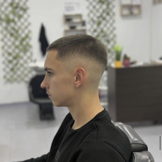 Džana #sarajevo Muško šišanje Muško šišanje - fade Buz cut ✂️