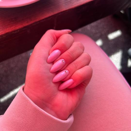 Poezija ljepote #sarajevo Ojačavanje noktiju Gel na prirodne nokte - boja