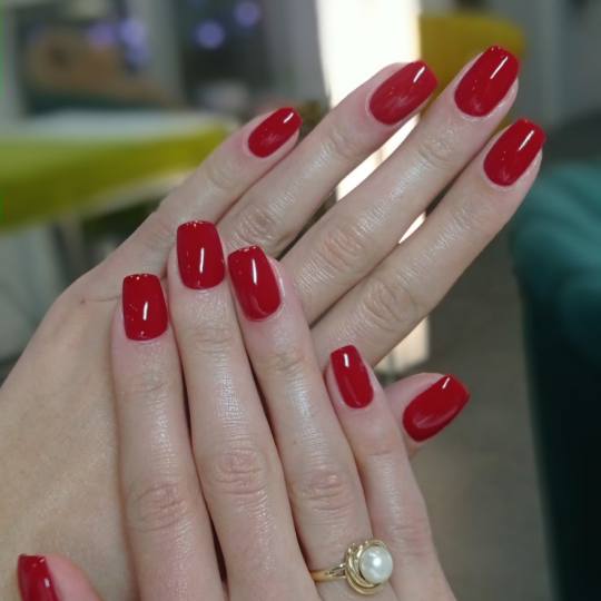 La Vie beauty centar #sarajevo Ojačavanje noktiju Geliranje prirodnih noktiju