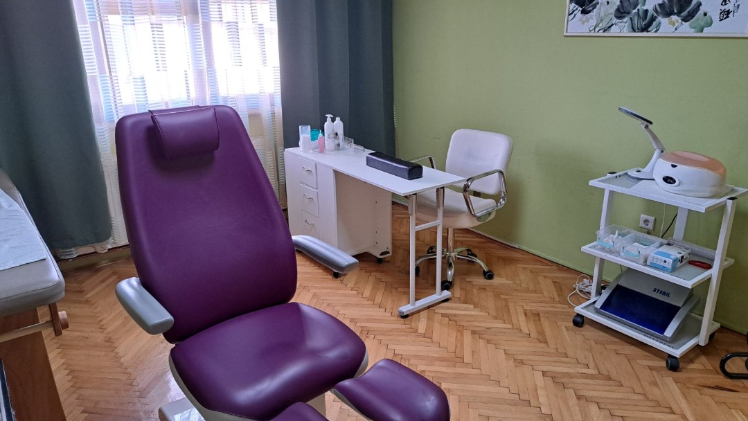Farmalija - Bihać #bihac Medicinski pedikir Medicinsko-estetska pedikura