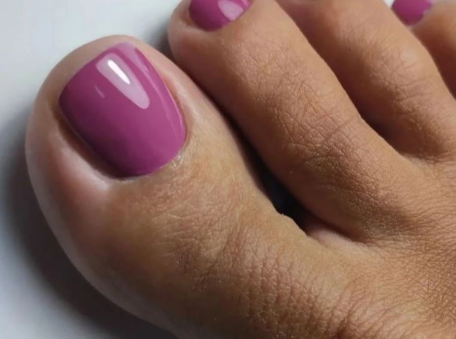 Anny #banjaluka Estetski pedikir Klasičan pedikir + trajni lak