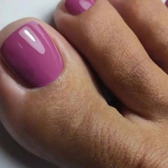 Anny #banjaluka Estetski pedikir Klasičan pedikir + trajni lak