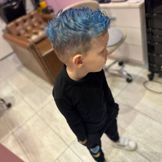 Poezija ljepote #sarajevo Berberin Dječije muško šišanje Muški frizeri