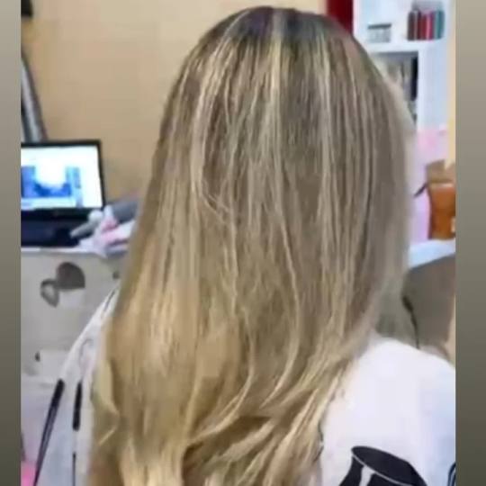 Poezija ljepote #sarajevo Ombre, sombre, balayage Balayage + žensko šišanje + feniranje - ekstra 