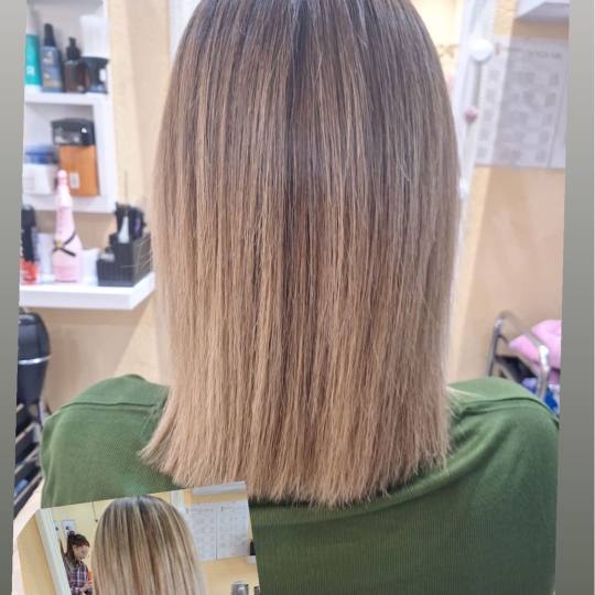 Poezija ljepote #sarajevo Farbanje kose Preliv - kosa srednje dužine