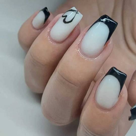 AMK #sarajevo Nadogradnja noktiju Nadogradnja noktiju tipsama