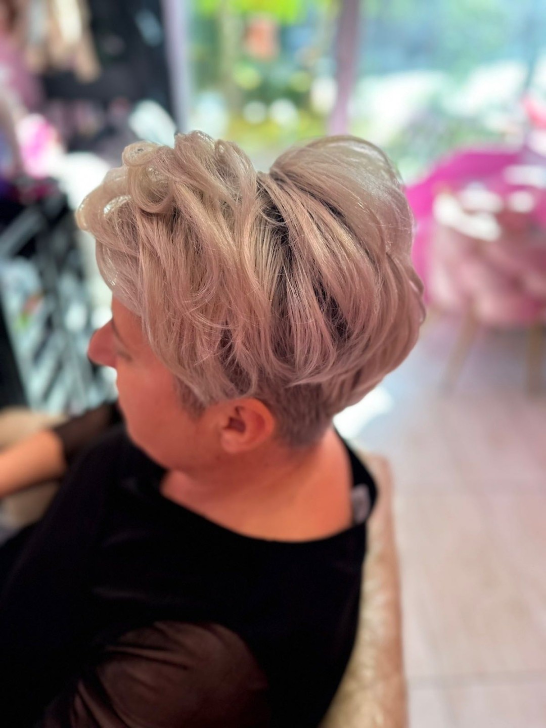 Poezija ljepote #sarajevo Farbanje kose Preliv - kratka kosa