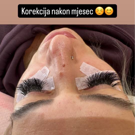 Poezija ljepote #sarajevo Nadogradnja trepavica Nadogradnja trepavica - ruski volumen