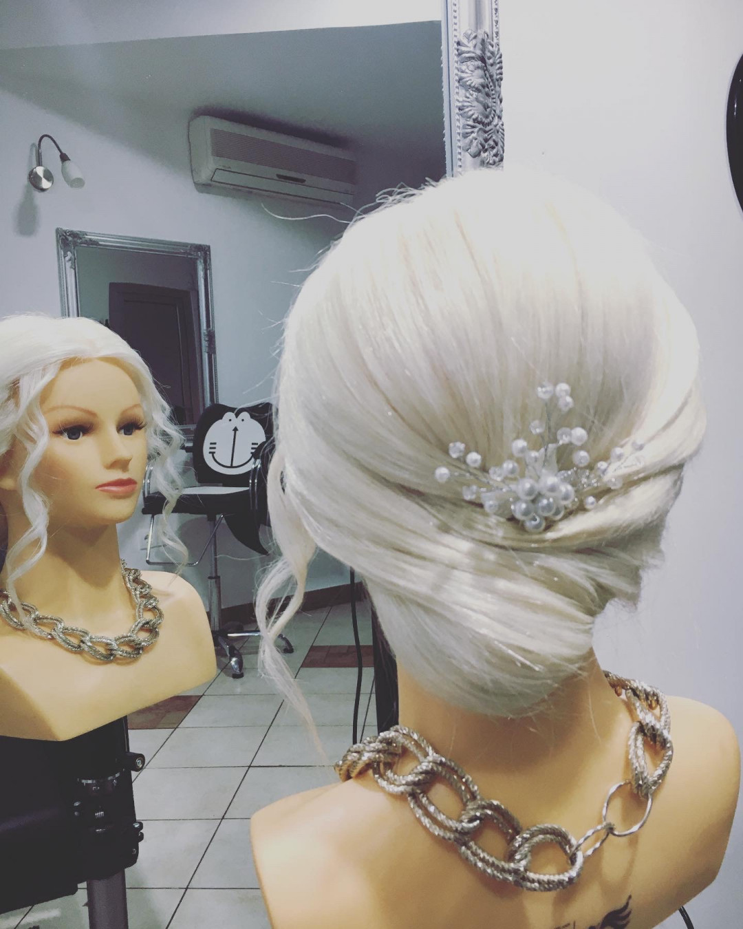 Svečana frizura složena - kratka kosa - Frisco, Sarajevo Svečane i frizure za svadbu Frizerski saloni Svečane i frizure za svadbu, Sarajevo, Centar - Stari Grad