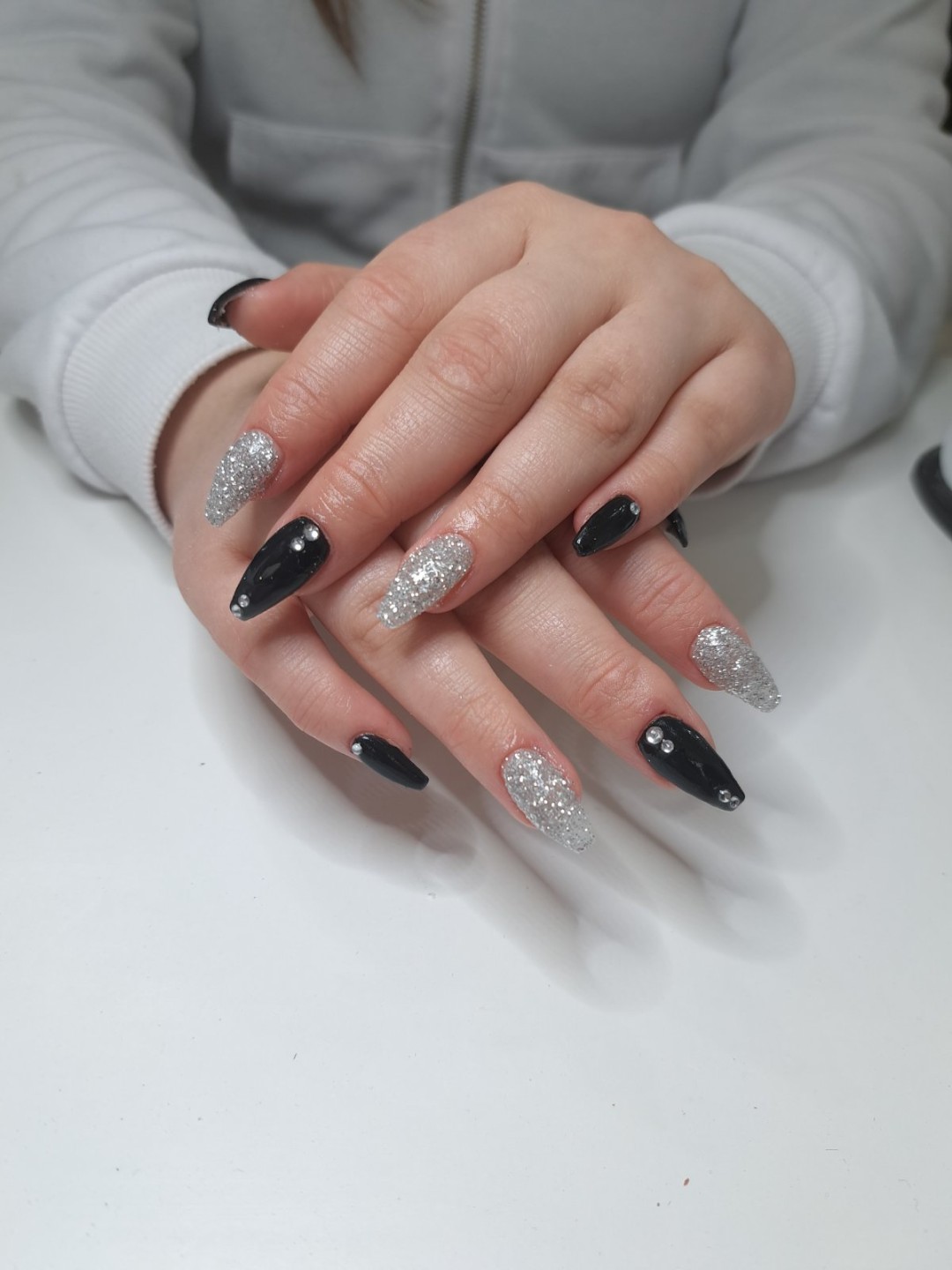 Top #sarajevo Nadogradnja noktiju Nadogradnja noktiju tipsama