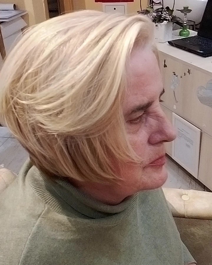 Pramenovi sisanje - kratka kosa - Poezija ljepote, Sarajevo Pramenovi Frizerski saloni Pramenovi, Sarajevo, Novo Sarajevo - Novi Grad