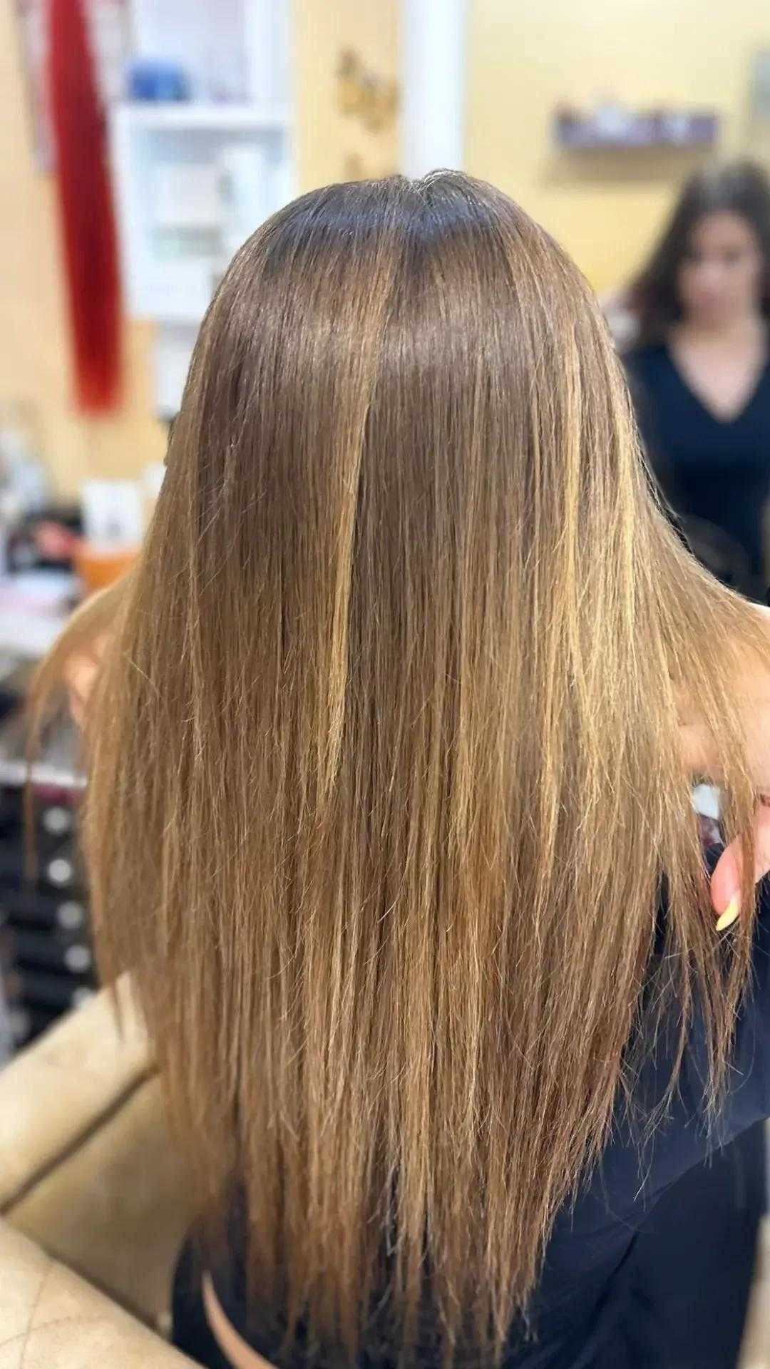 Žensko šišanje + pranje kose + feniranje - duga kosa - Poezija ljepote, Sarajevo Žensko šišanje Frizerski saloni Žensko šišanje, Sarajevo, Novo Sarajevo - Novi Grad