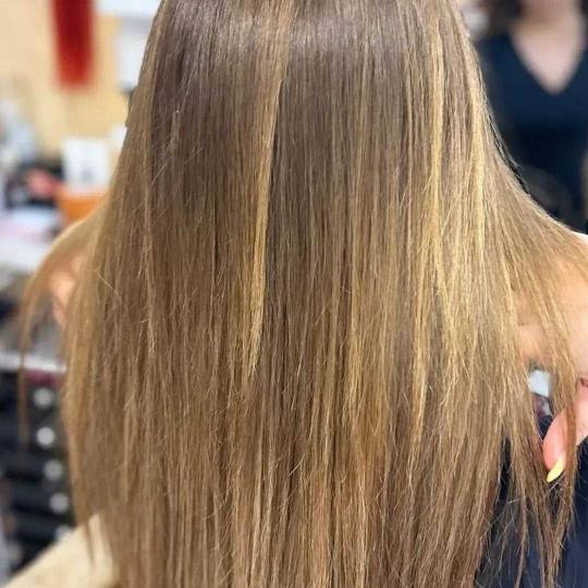 Poezija ljepote #sarajevo Žensko šišanje Žensko šišanje + pranje kose + feniranje - duga kosa