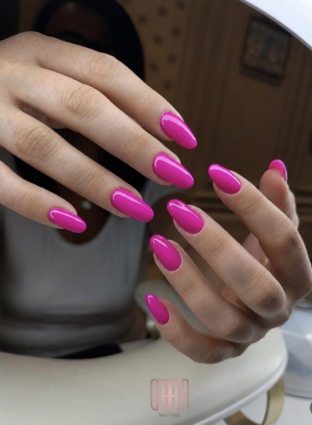 Garava Beauty Studio #banjaluka Izlivanje noktiju Izlivanje noktiju - M dužina