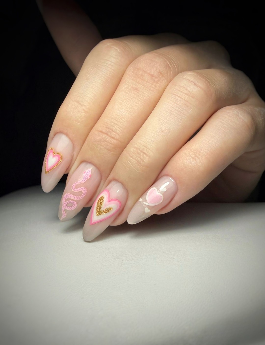 Lovely Em salon & head spa #sarajevo Izlivanje noktiju Korekcija noktiju - L dužina