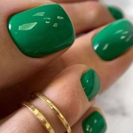 Anny #banjaluka Estetski pedikir Klasičan pedikir + trajni lak