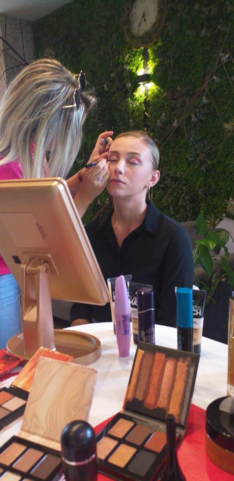 Elaboratory Esthetic studio #sarajevo Make-up / šminkanje Profesionalno šminkanje - svečana šminka