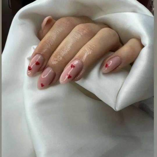 Signature #tuzla Nadogradnja noktiju Nadogradnja noktiju tipsama