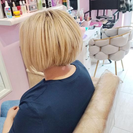 Poezija ljepote #sarajevo Pramenovi Pramenovi sisanje - kratka kosa