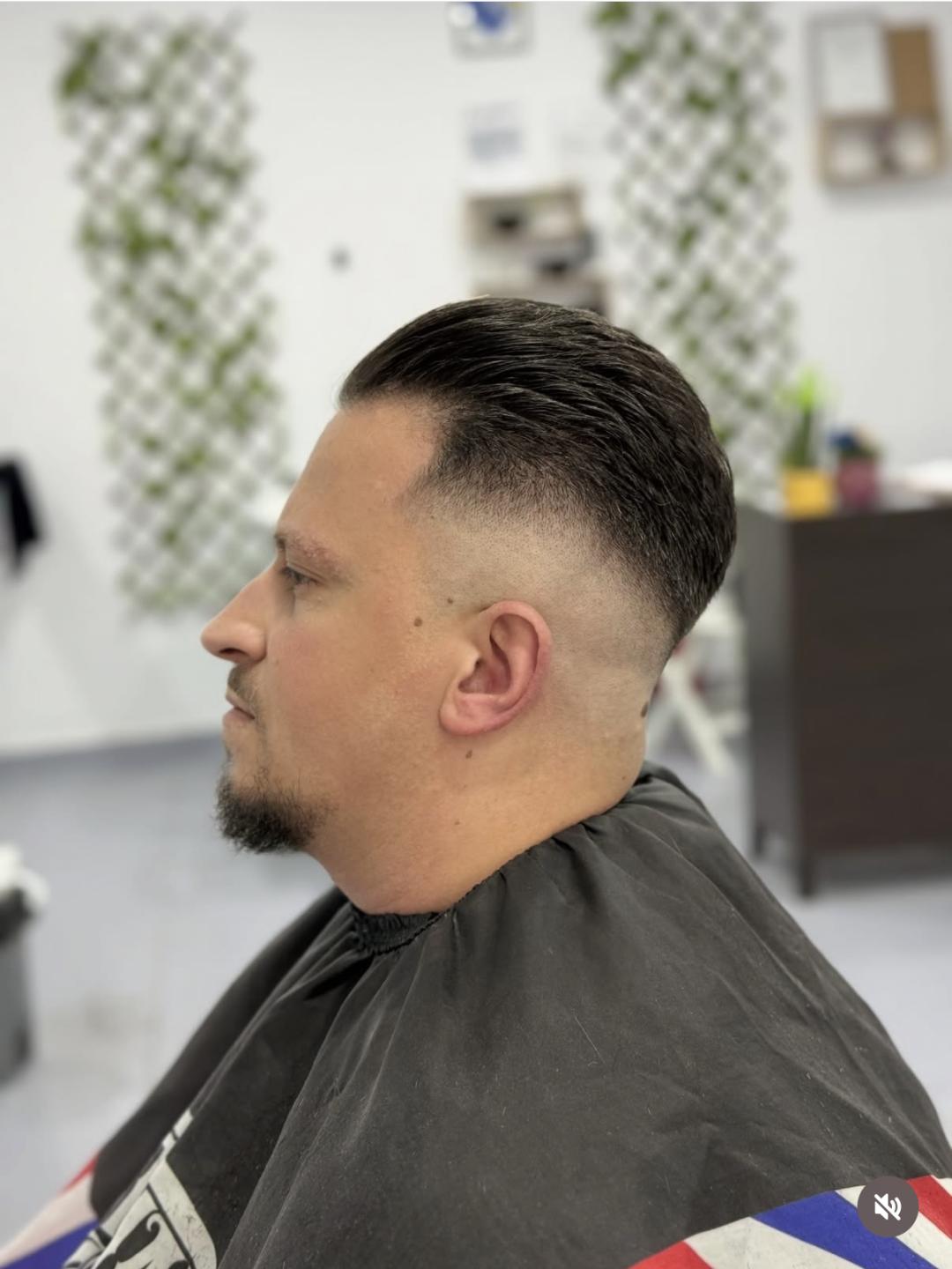 Muško šišanje - fade - Džana, Sarajevo Muško šišanje Muški frizeri Muško šišanje, Sarajevo, Vogošća