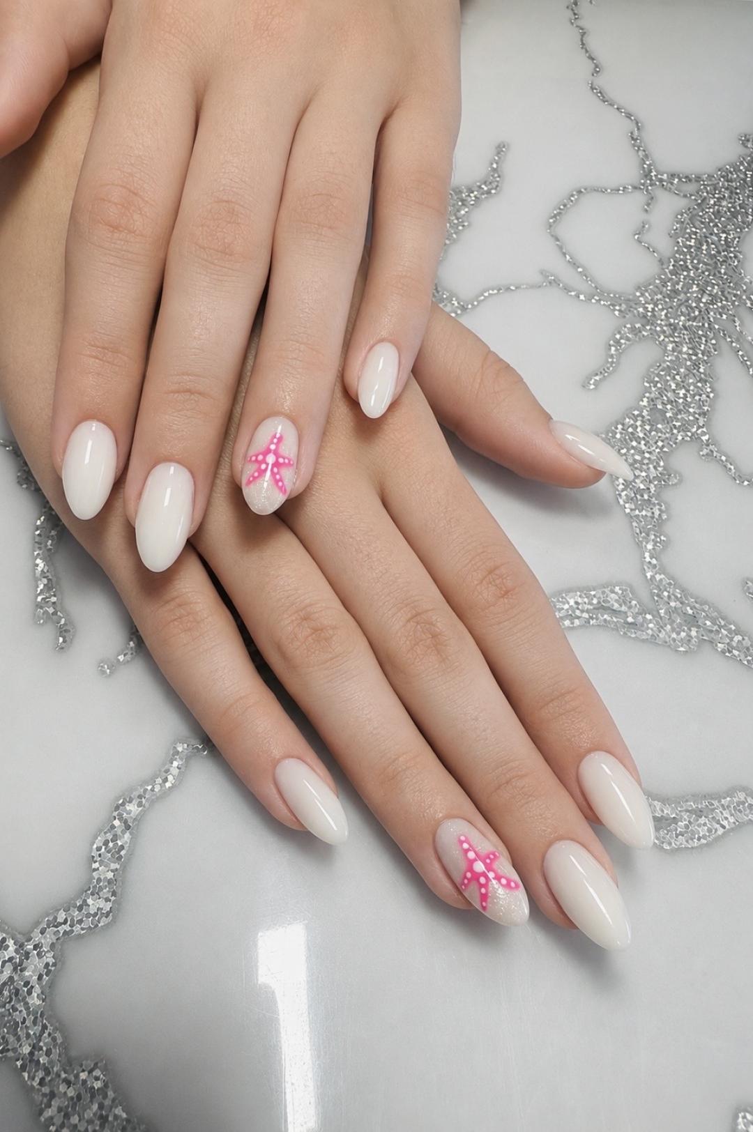 SD Nail Studio #sarajevo Manikir Nadogradnja noktiju full cover tipsama +french ili ukrasi