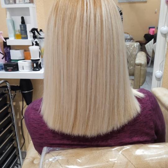 Poezija ljepote #sarajevo Pramenovi pramenovi sisanne preliv - kosa srednje dužine