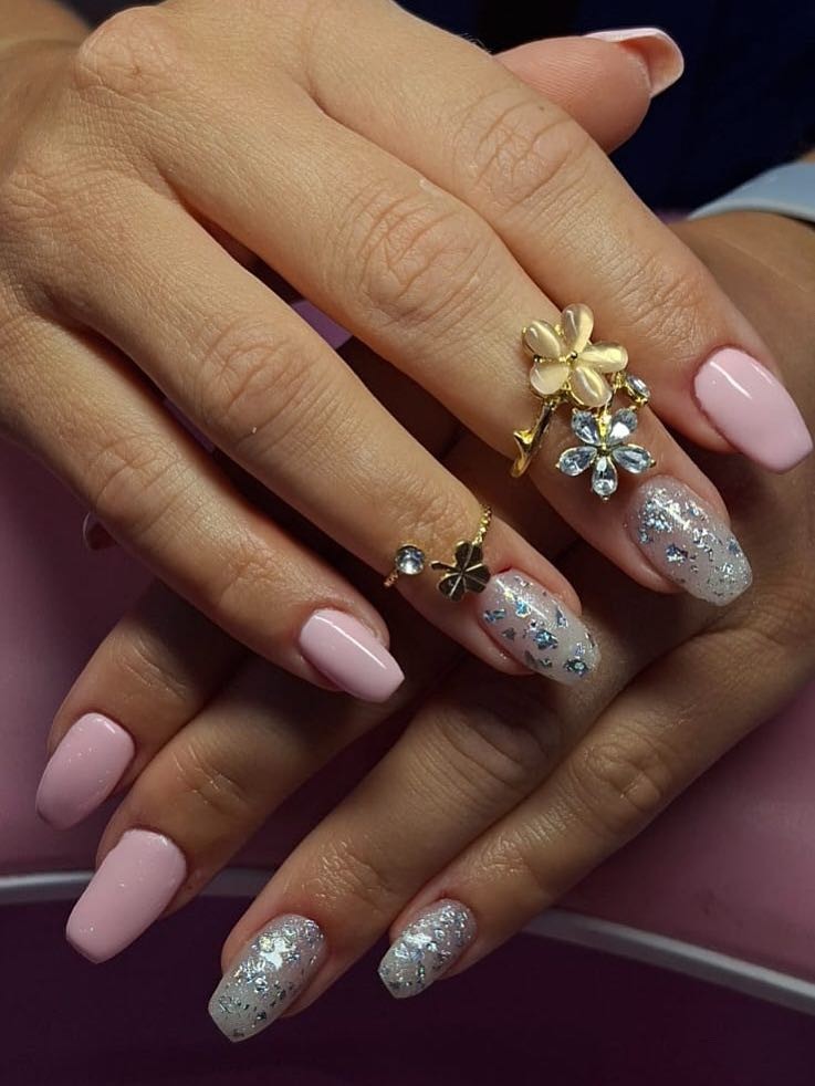 Poezija ljepote #sarajevo Ojačavanje noktiju Gel na prirodne nokte - boja