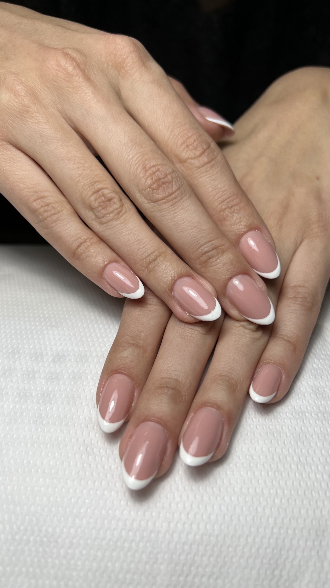 La Crème Beauty Studio #sarajevo Lakiranje noktiju Trajni lak - M dužina