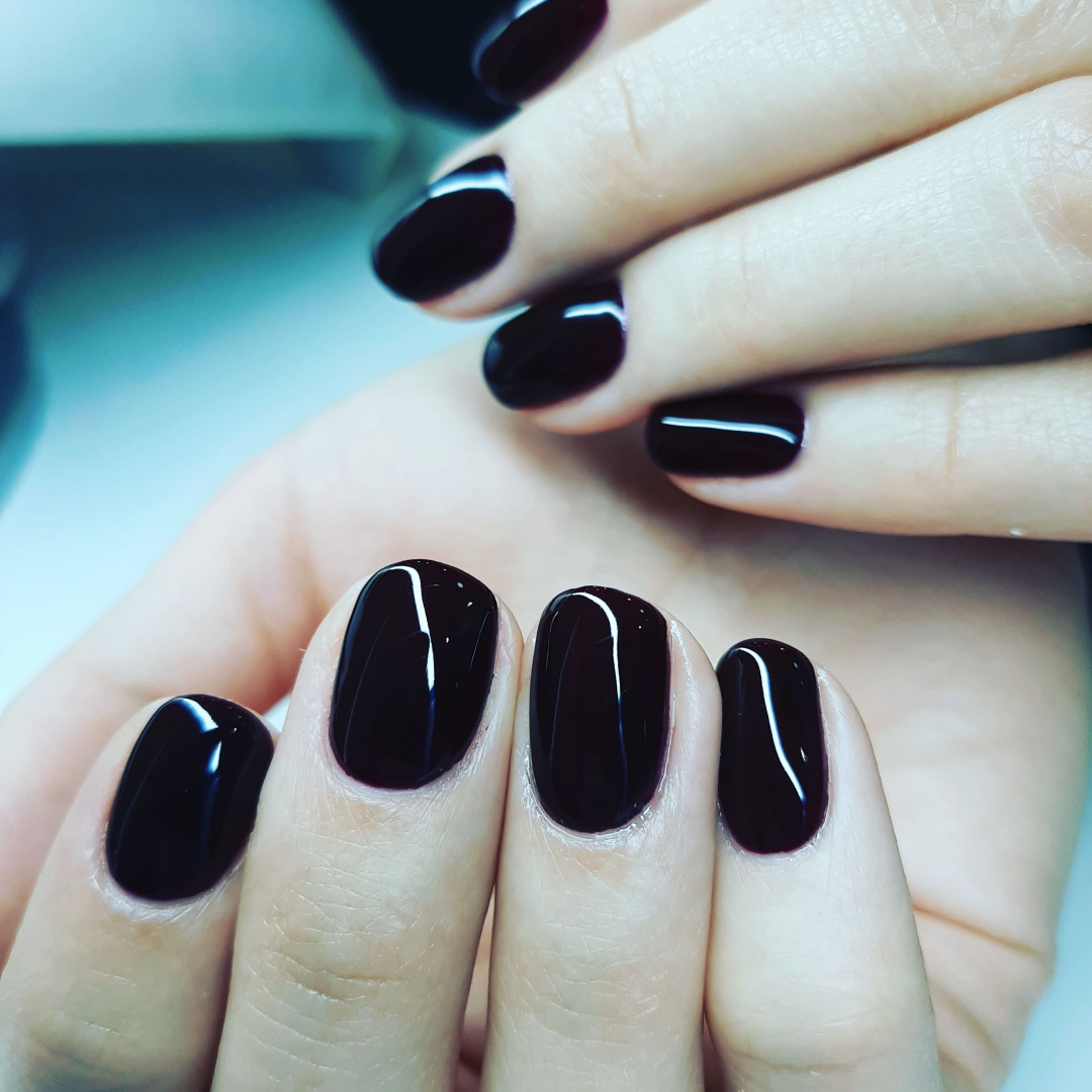 Geliranje prirodnih noktiju - La Vie beauty centar, Sarajevo Ojačavanje noktiju Nokti Ojačavanje noktiju, Sarajevo, Centar - Stari Grad