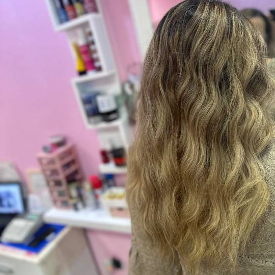 Poezija ljepote #sarajevo Uvijanje, lokne i talasi Lokne - duga kosa