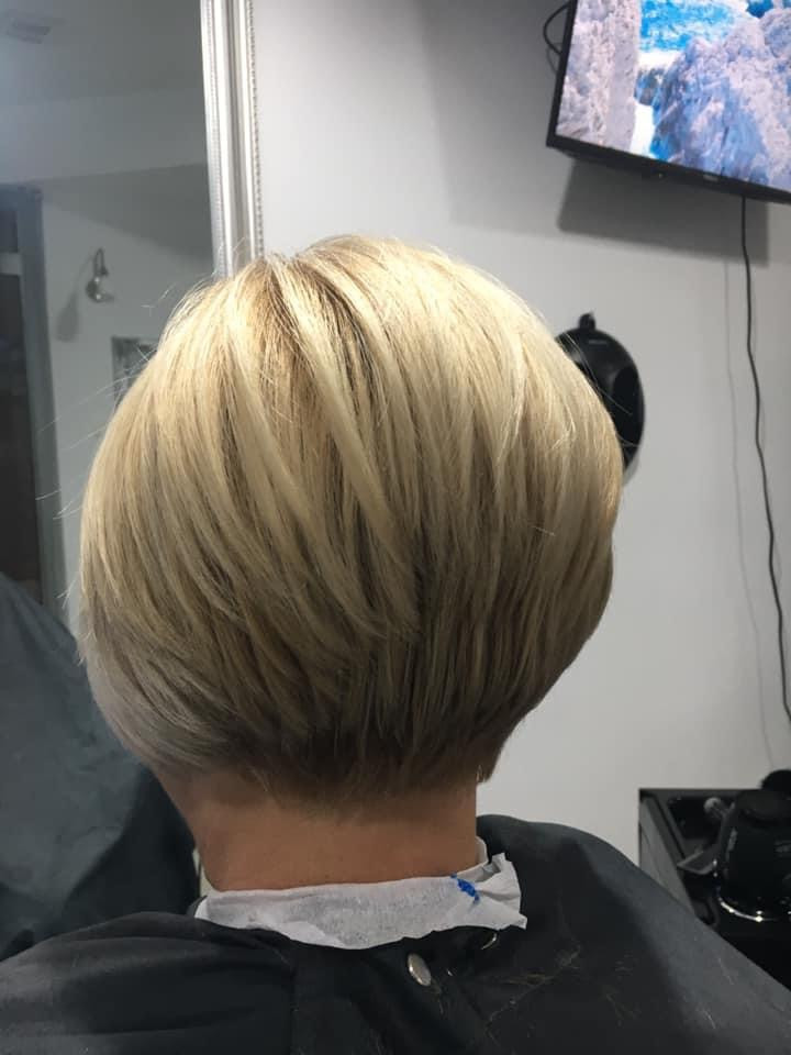 Farbanje cijele dužine kose - kratka kosa - Frisco, Sarajevo Farbanje kose Frizerski saloni Farbanje kose, Sarajevo, Centar - Stari Grad