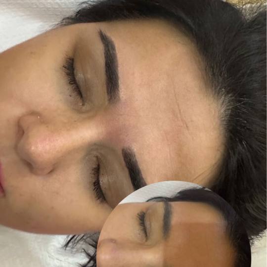 Poezija ljepote #sarajevo Obrve Oblikovanje + korekcija obrva pincetom / voskom + bojenje kanom