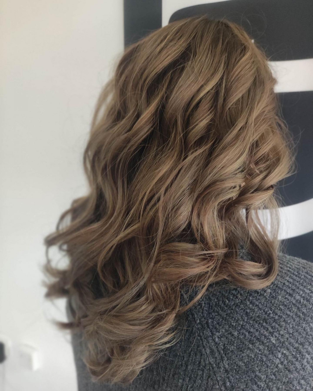 Pramenovi na foliju - duga kosa - Frisco, Sarajevo Pramenovi Frizerski saloni Pramenovi, Sarajevo, Centar - Stari Grad